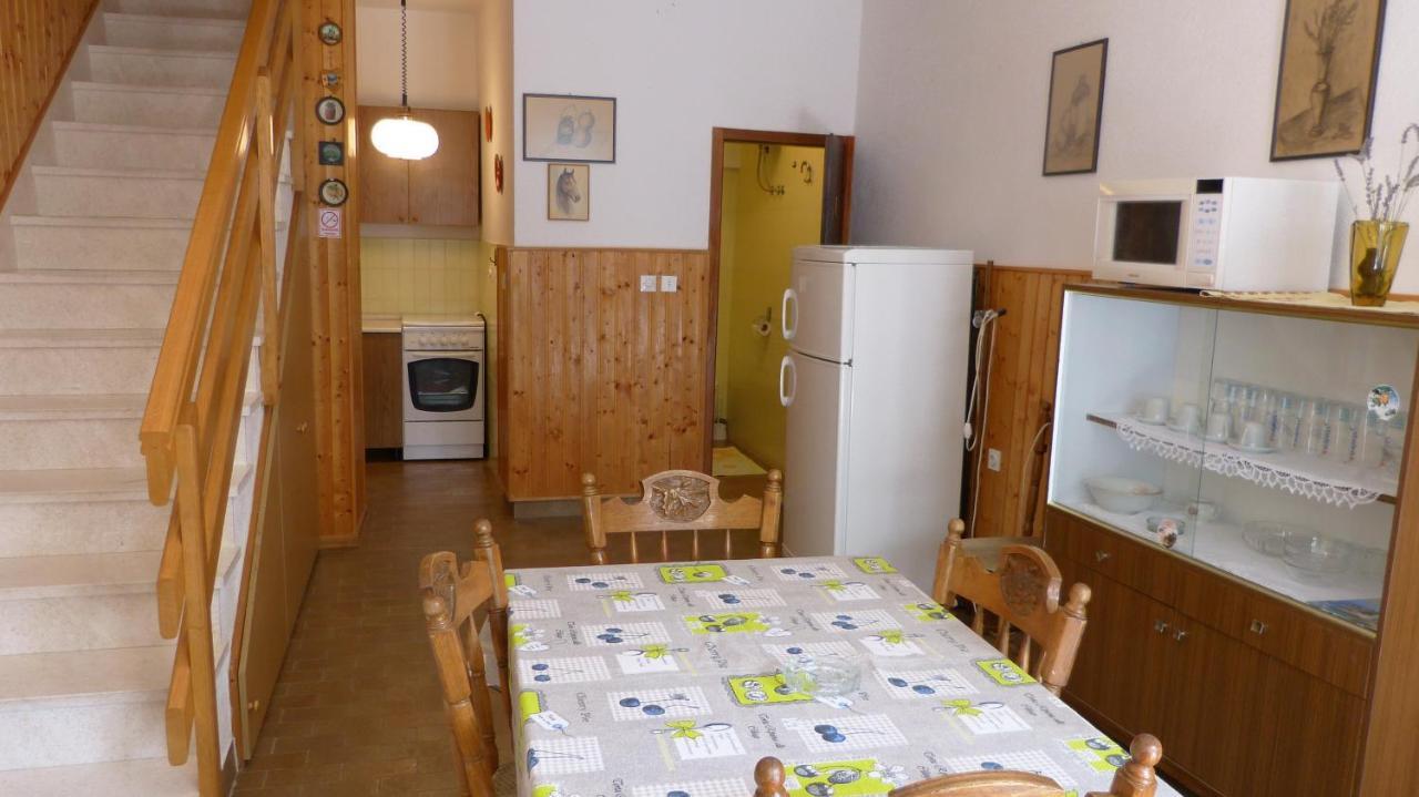 Pisak Holiday Homes Luaran gambar
