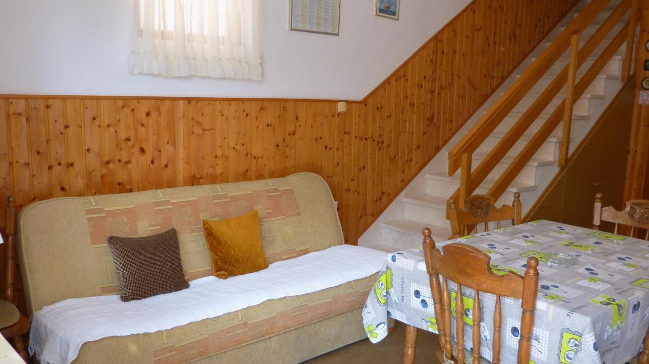 Pisak Holiday Homes Luaran gambar